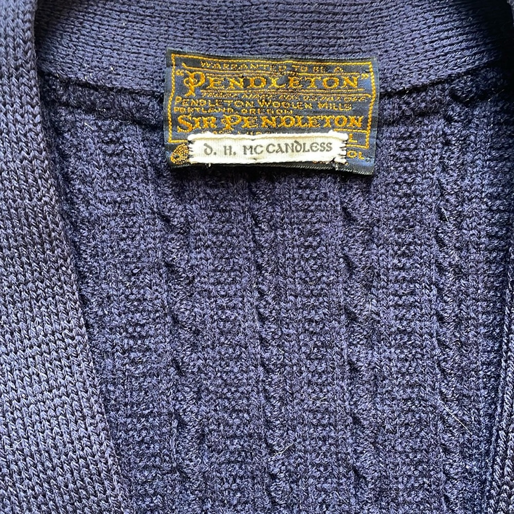 PENDLETON Cable Knit Vintage Vest. LARGE 100%pure virgin wool - Picture 2 of 11